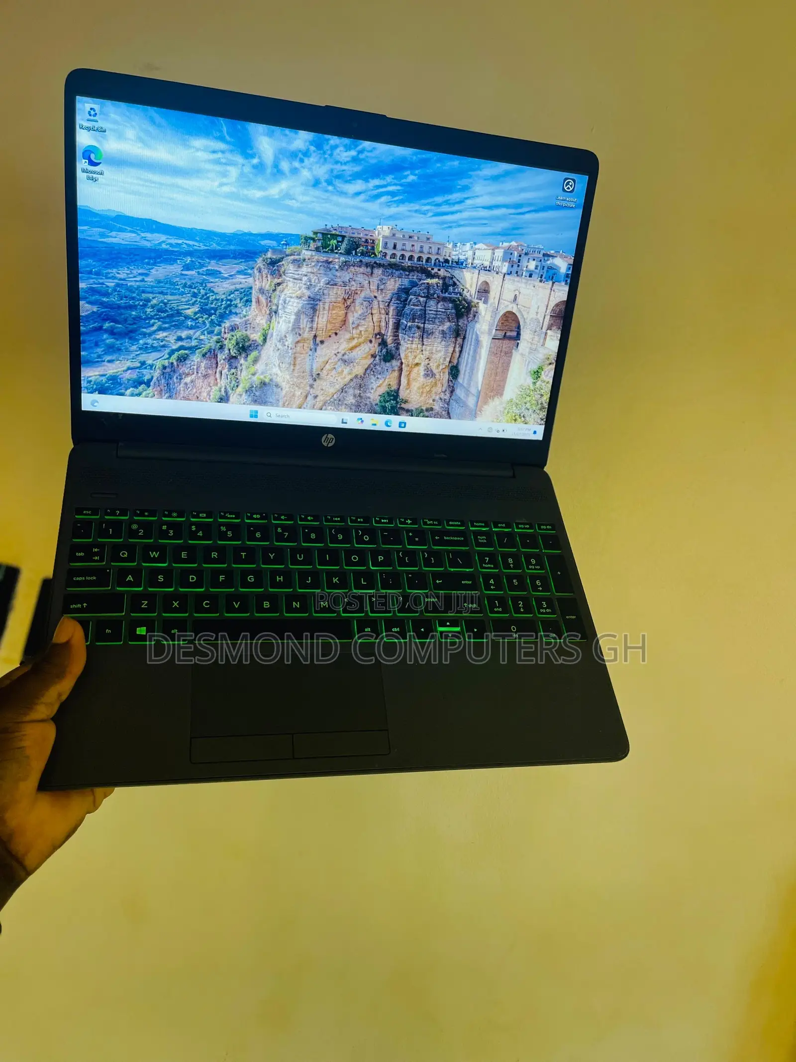 Laptop HP 250 G8 8GB Intel Core i3 HDD 1T