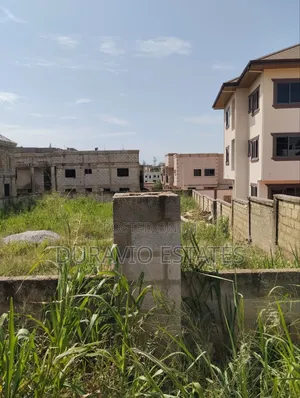 Full Plot in Diamond Hills Residency