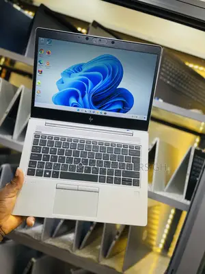 Laptop HP EliteBook 830 G6 8GB Intel Core i7 SSD 256GB
