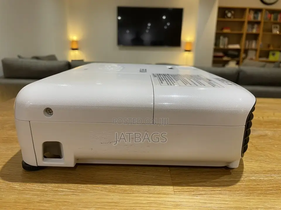 Slightly Used Epson Eb-S41 3300 Lumens Projector From Uk-Free Delivery