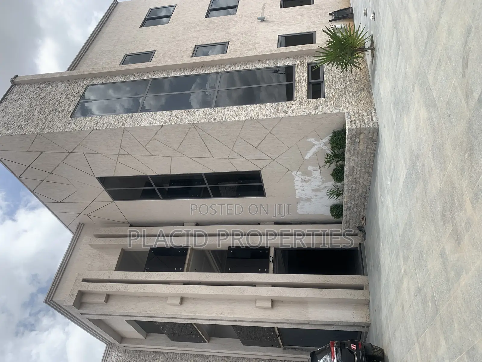 2bdrm Apartment in Achimota Golf Hills for rent