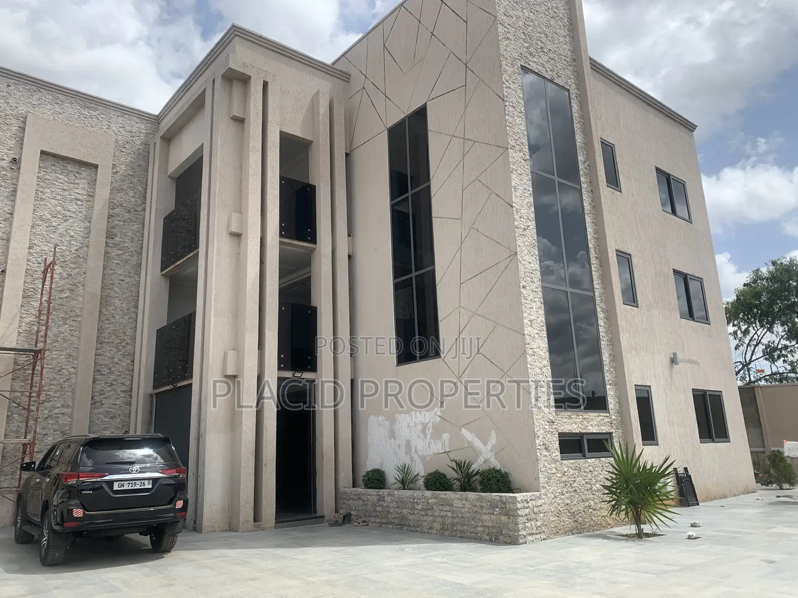 2bdrm Apartment in Achimota Golf Hills for rent