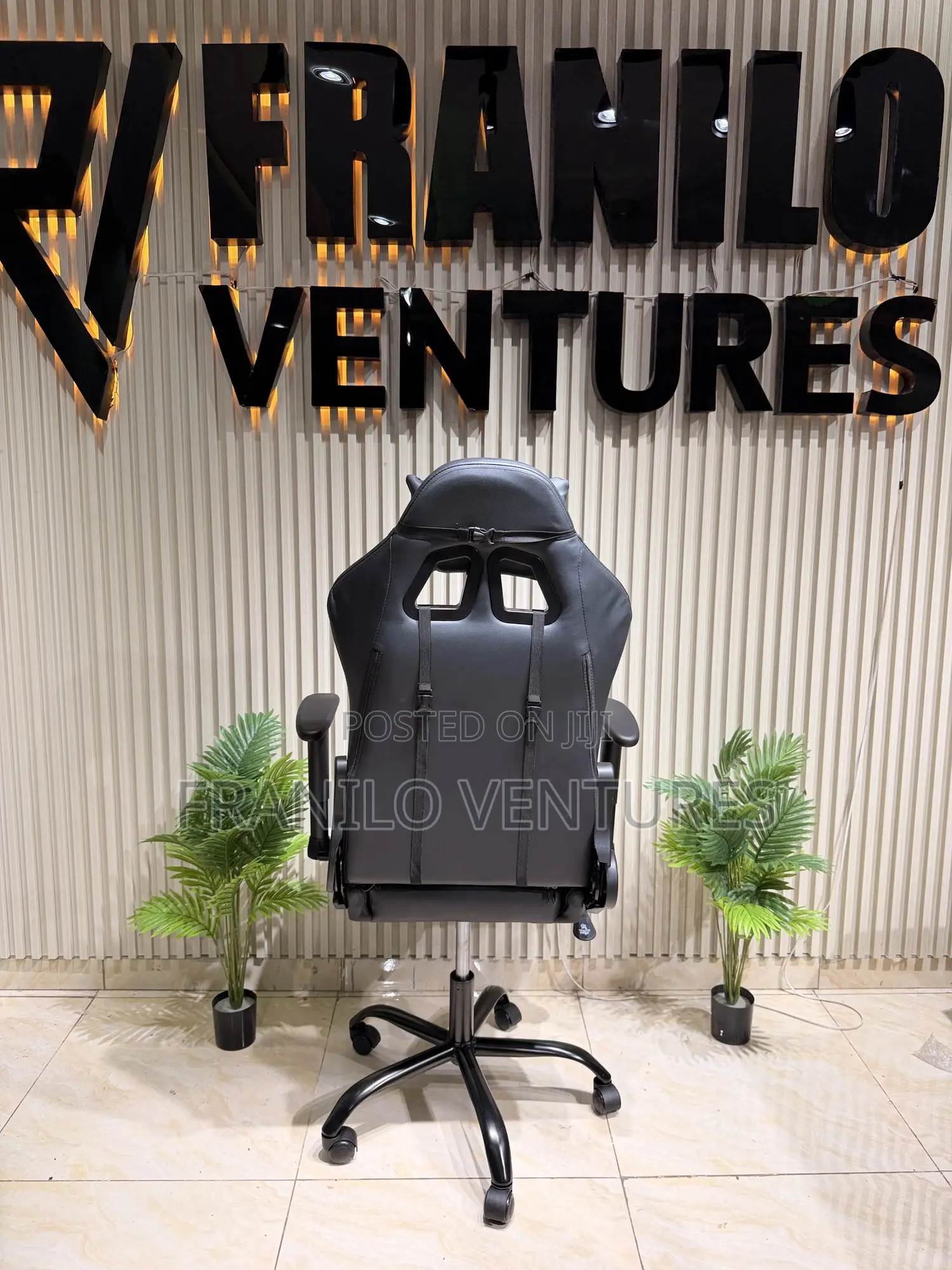 Gaming Chair (High Seat, Adjustable Arm and Recliner)