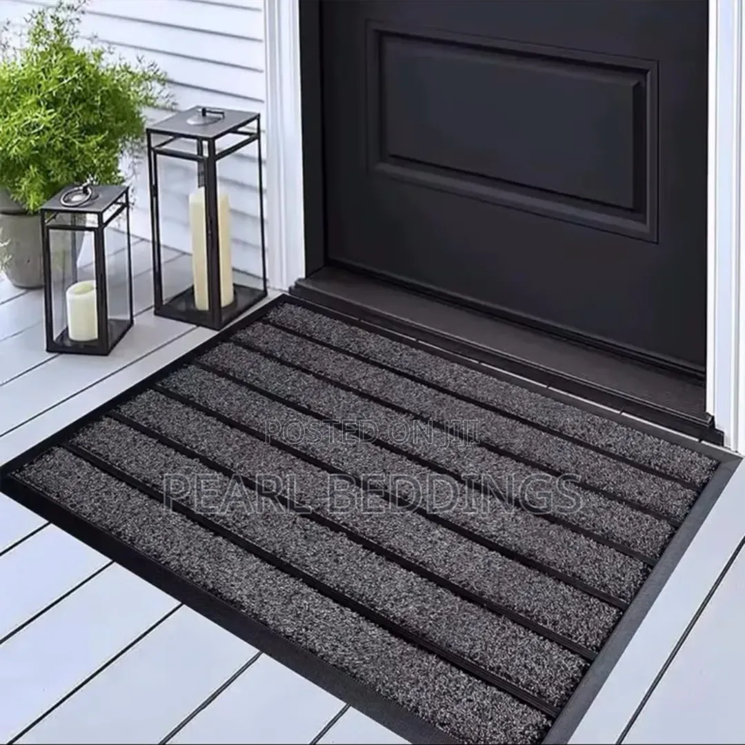 Welcome Guests With Luxury and Cleanliness Grass Strip Doormat