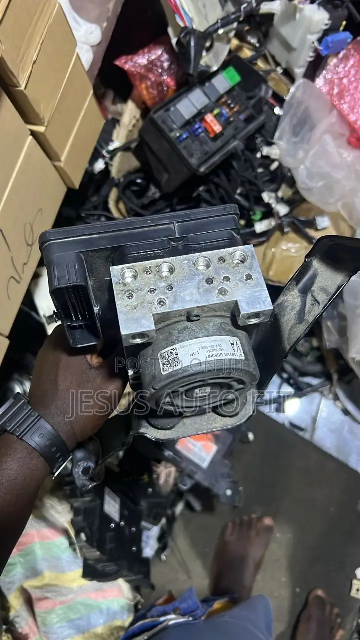 2018-2020 Honda Accord 1.5l Abs Anti-Lock Brake Pump (57110-Tva-B05)