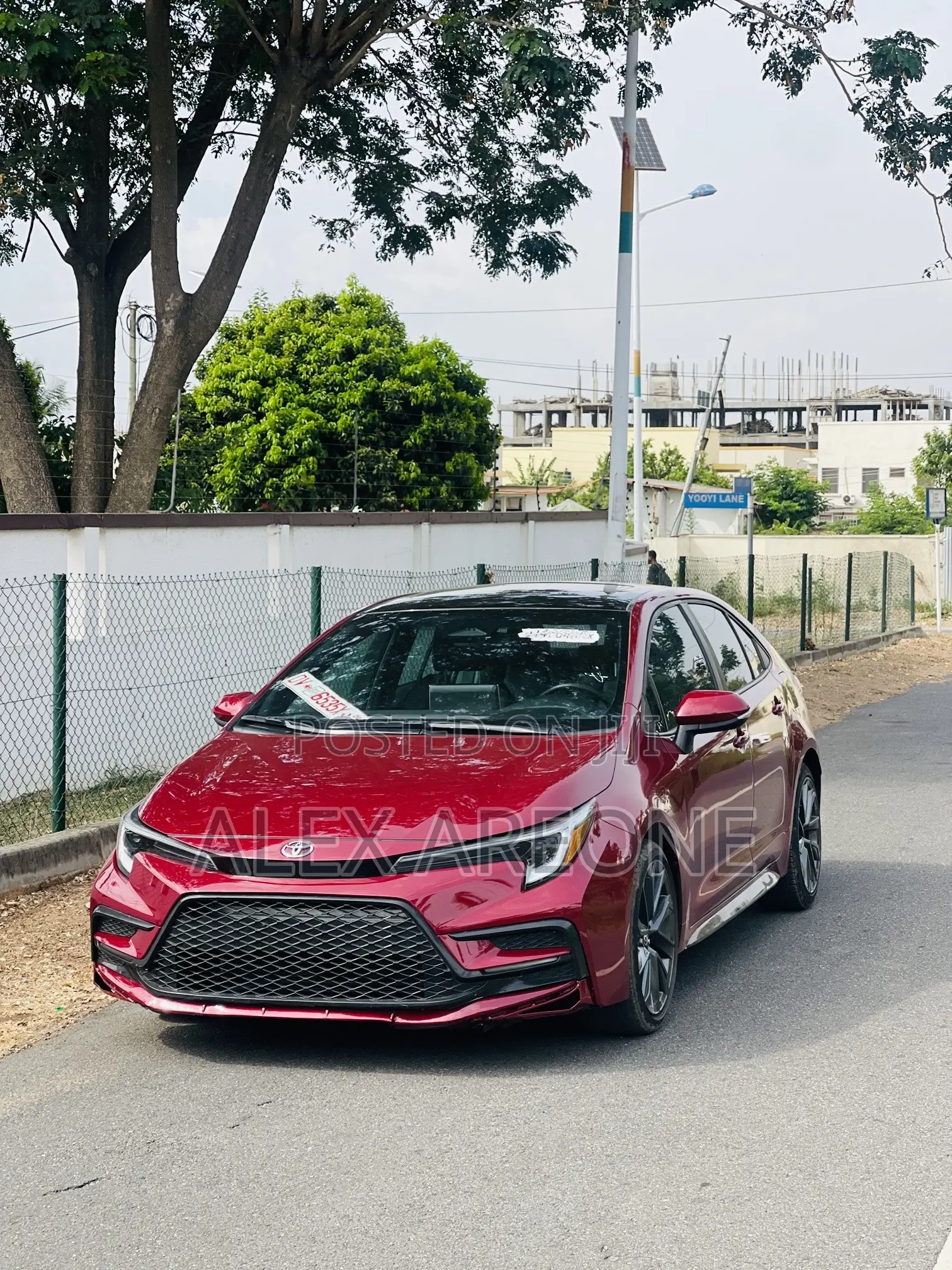 Toyota Corolla Hybrid XLE 2025 Red
