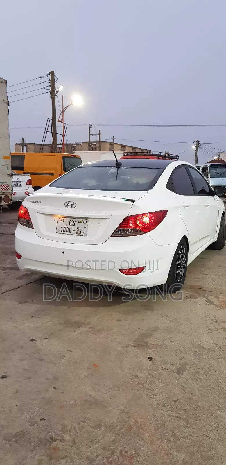 Hyundai Accent GLS 4dr Sedan (1.6L 4cyl 6A) 2014 White