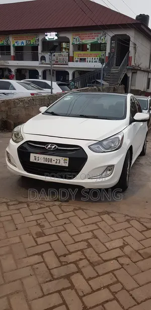 Hyundai Accent GLS 4dr Sedan (1.6L 4cyl 6A) 2014 White