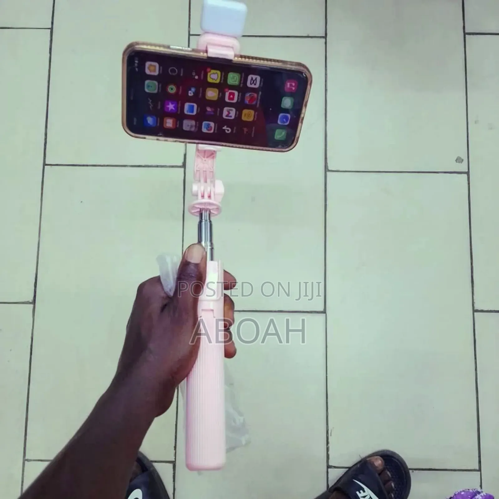 360 Rotatable and Adjustable Phone Stands