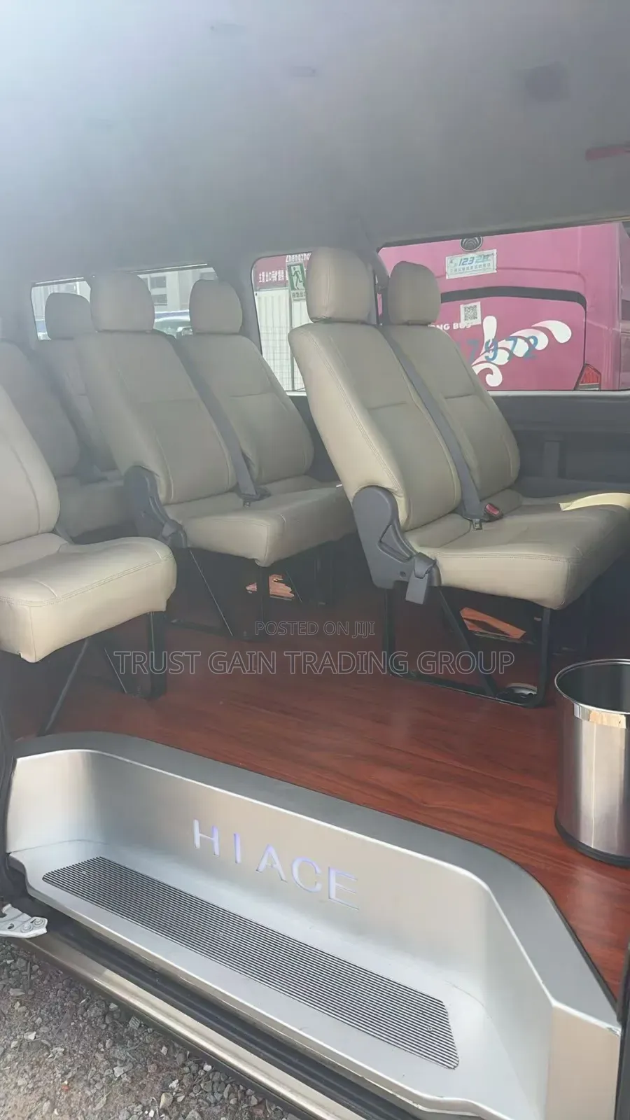 Toyota HiAce 2014 Grey