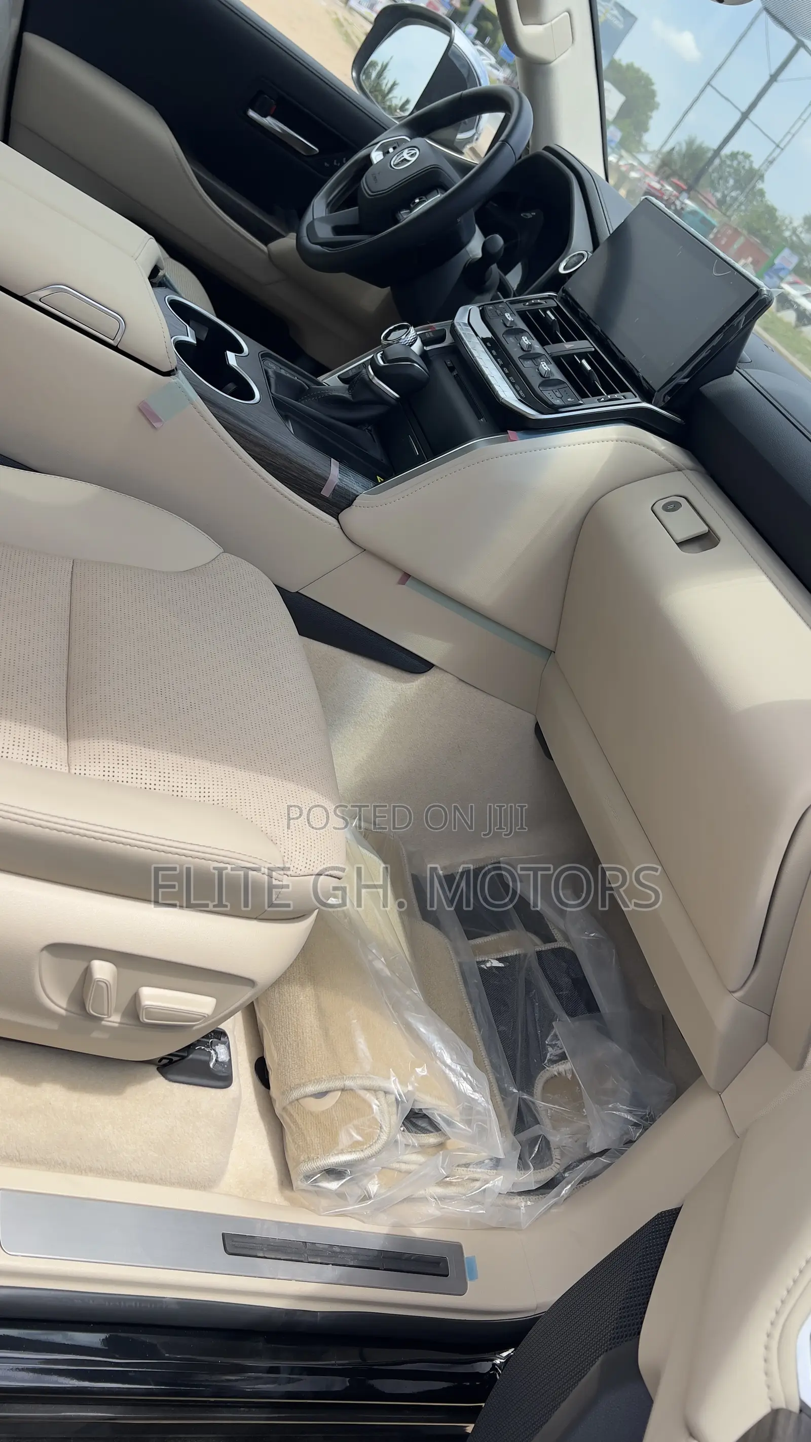 New Toyota Land Cruiser LC300 2024 Black