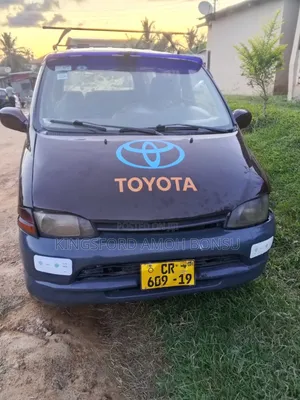 Toyota HiAce 2012 Black