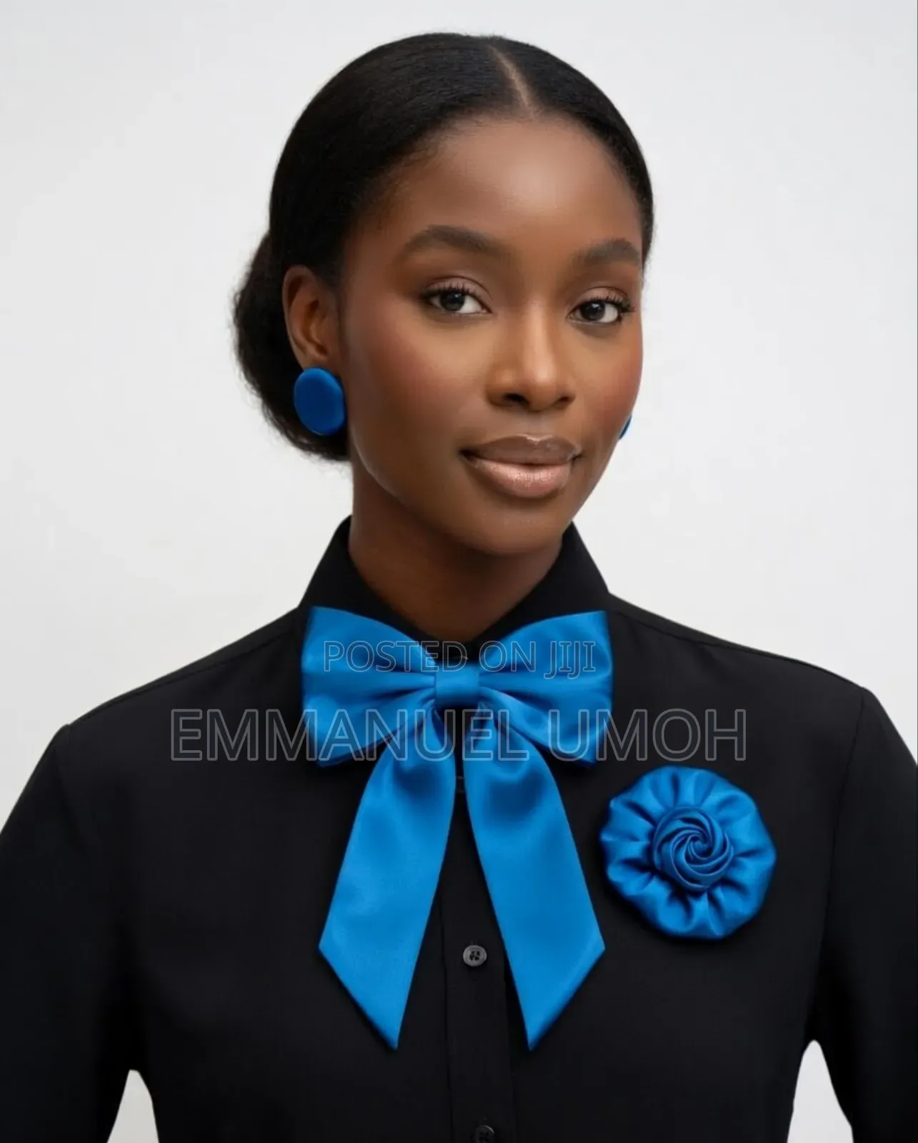 Ladies Tie With Matching Earrings And Brooch