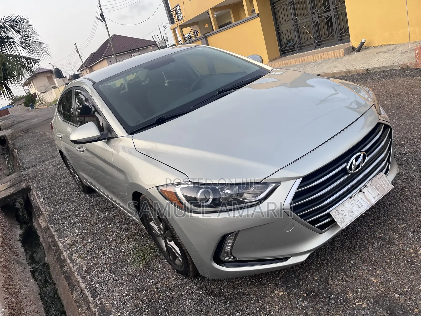 Hyundai Elantra SE 2018 Gold
