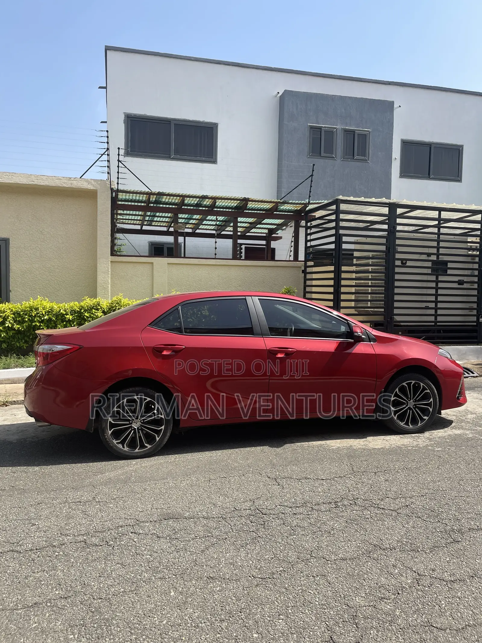 Toyota Corolla 2017 Red