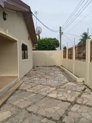 3bdrm House in Baatsonaa Spintex, Accra Metropolitan for sale