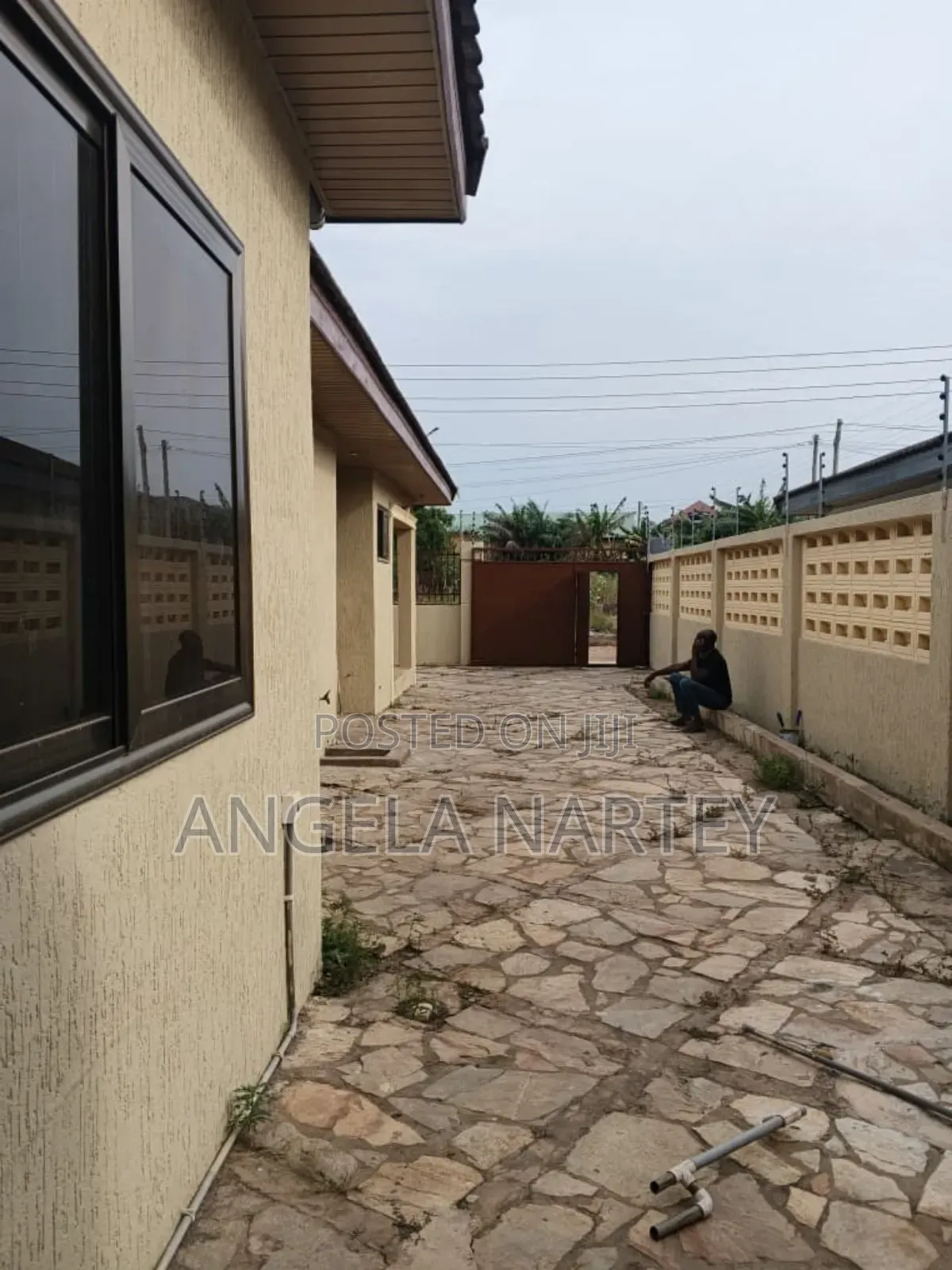 3bdrm House in Baatsonaa Spintex, Accra Metropolitan for sale