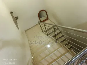 5bdrm House in Tema Community 11 for rent