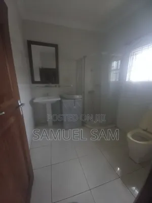 4bdrm House in Tema Community 11 for rent
