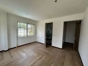 3bdrm House in Labone, Coffee Shop Area for rent