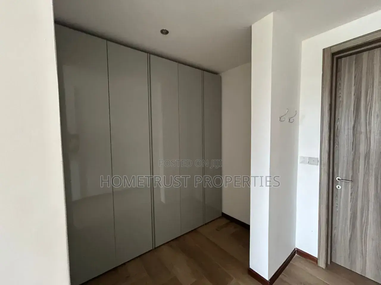 3bdrm House in Labone, Coffee Shop Area for rent