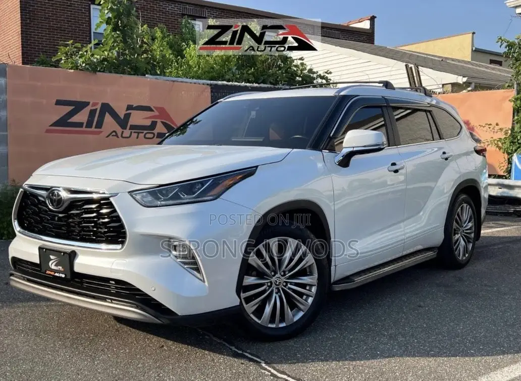 Toyota Highlander Platinum 2022 White