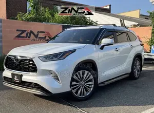 Toyota Highlander Platinum 2022 White