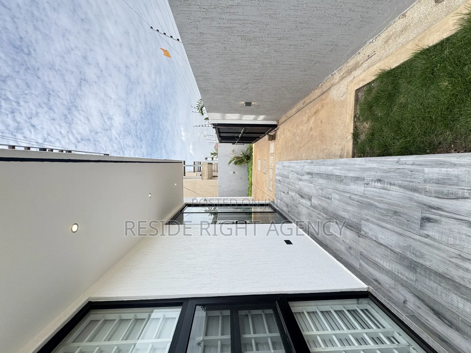 4bdrm House in Adenta for sale