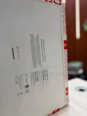 New Laptop Apple MacBook Air 2024 M3 13-inch 24GB Apple M3 SSD 512GB