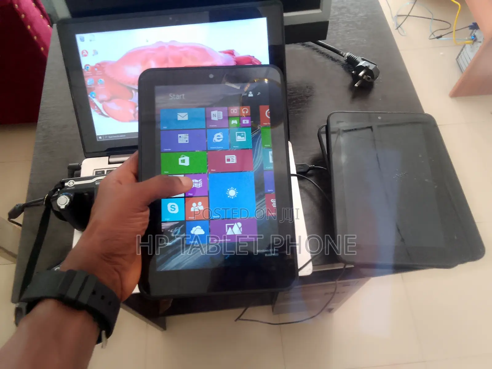HP ProPad 600 G1 (32-bit) 32 GB Black