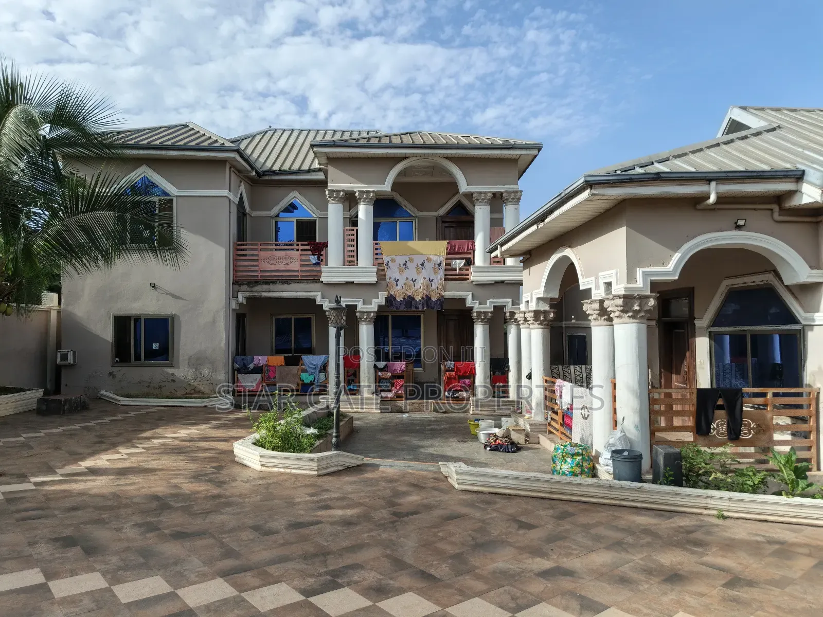 5bdrm House in Fumesua/ Kwamo., Ejisu-Juaben Municipal for sale