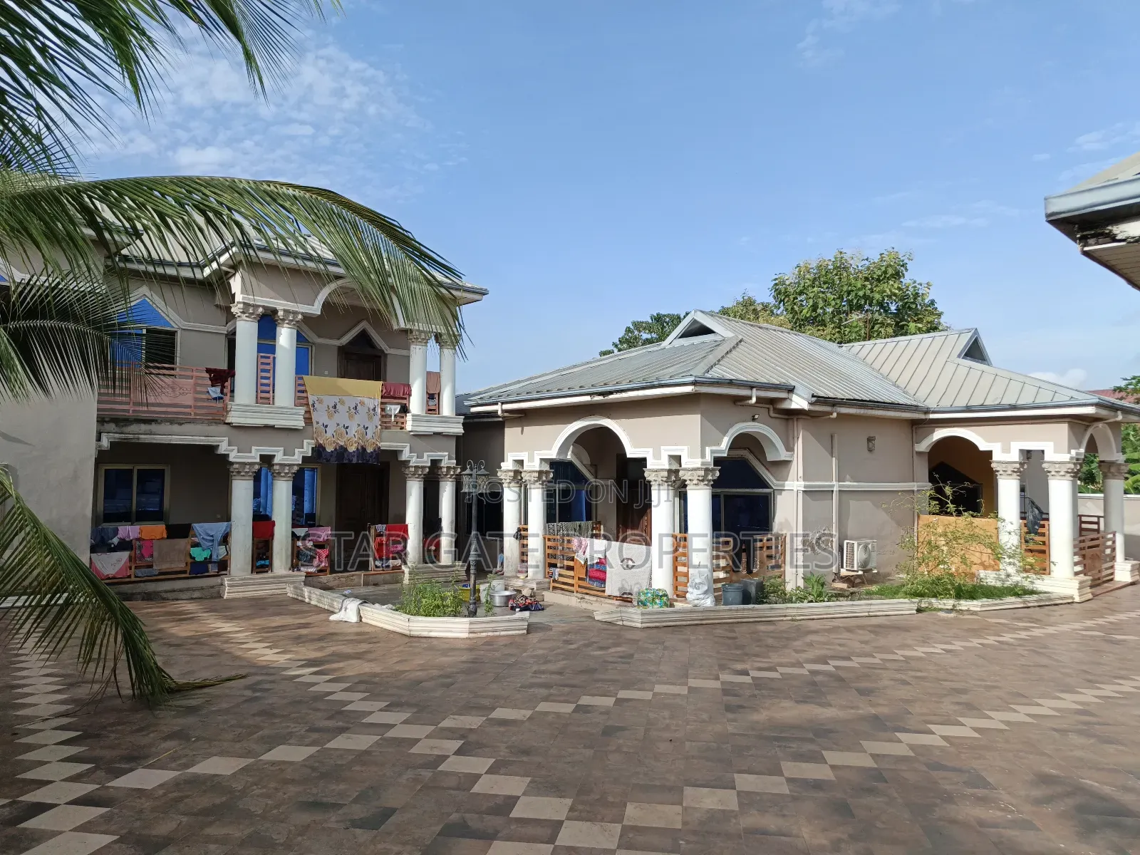 5bdrm House in Fumesua/ Kwamo., Ejisu-Juaben Municipal for sale