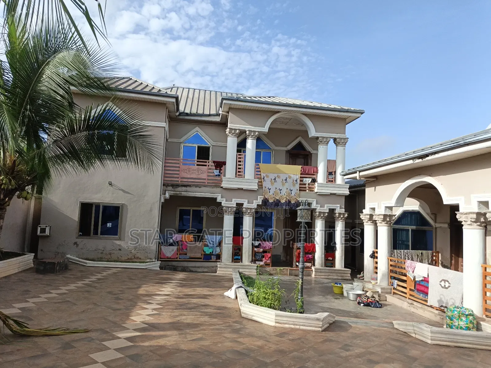 5bdrm House in Fumesua/ Kwamo., Ejisu-Juaben Municipal for sale
