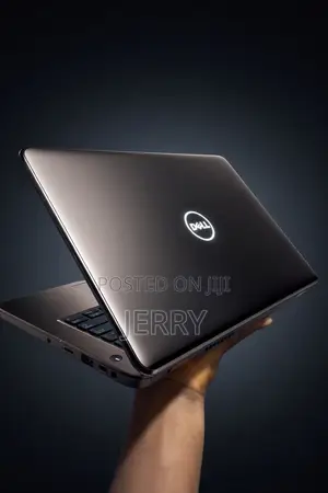 Laptop Dell Inspiron 15 8GB Intel Core i5 HDD 256GB