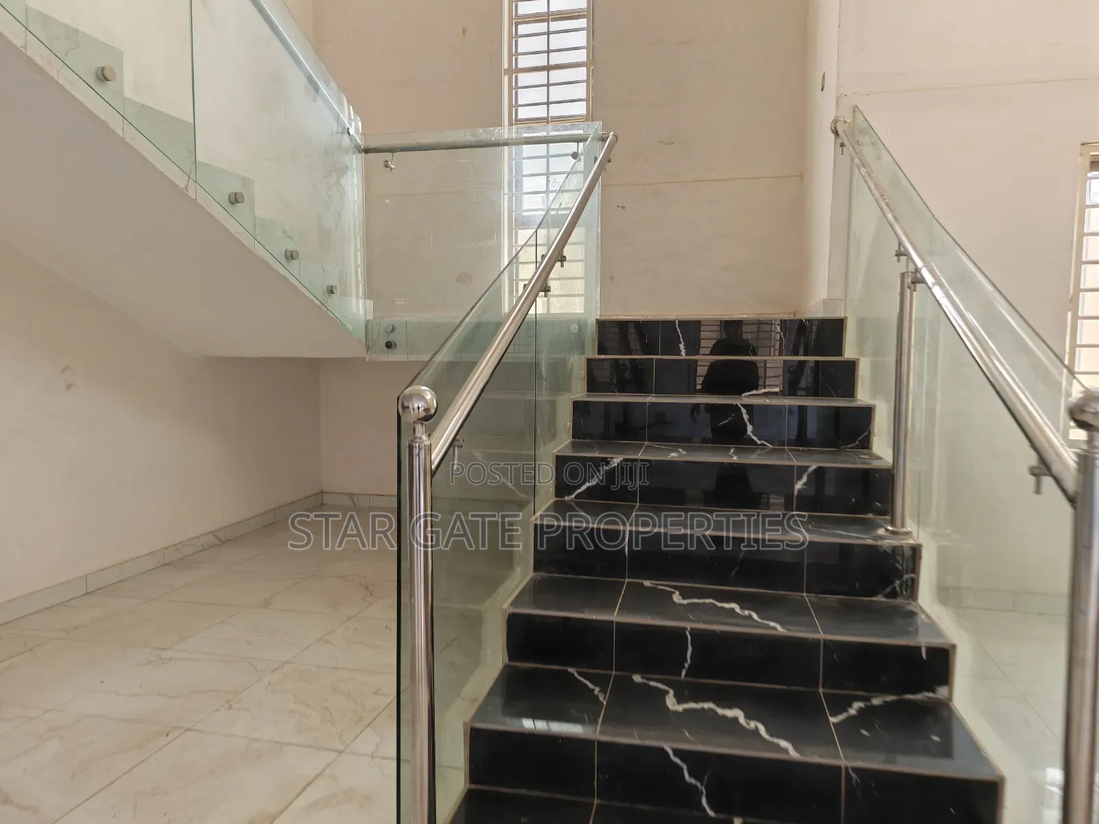 4bdrm House in Buokrom, Kumasi Metropolitan for sale