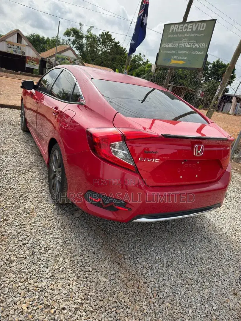 Honda Civic 2018 Red