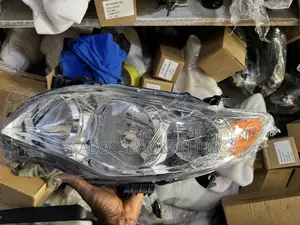 Corolla 2012 Headlight