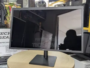 LG 27" 27md5ka-B Ultrafine (5120 X 2880) Ips Monitor for Macbook