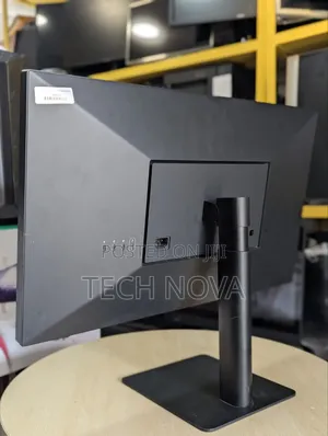 LG 27" 27md5ka-B Ultrafine (5120 X 2880) Ips Monitor for Macbook