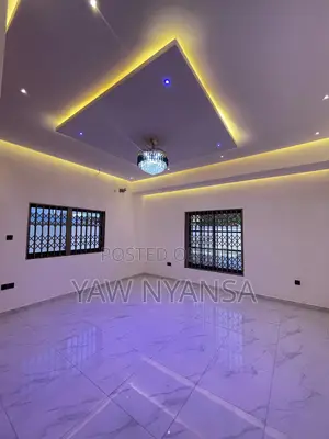 5bdrm Duplex in Bn Estate, Accra Metropolitan for sale