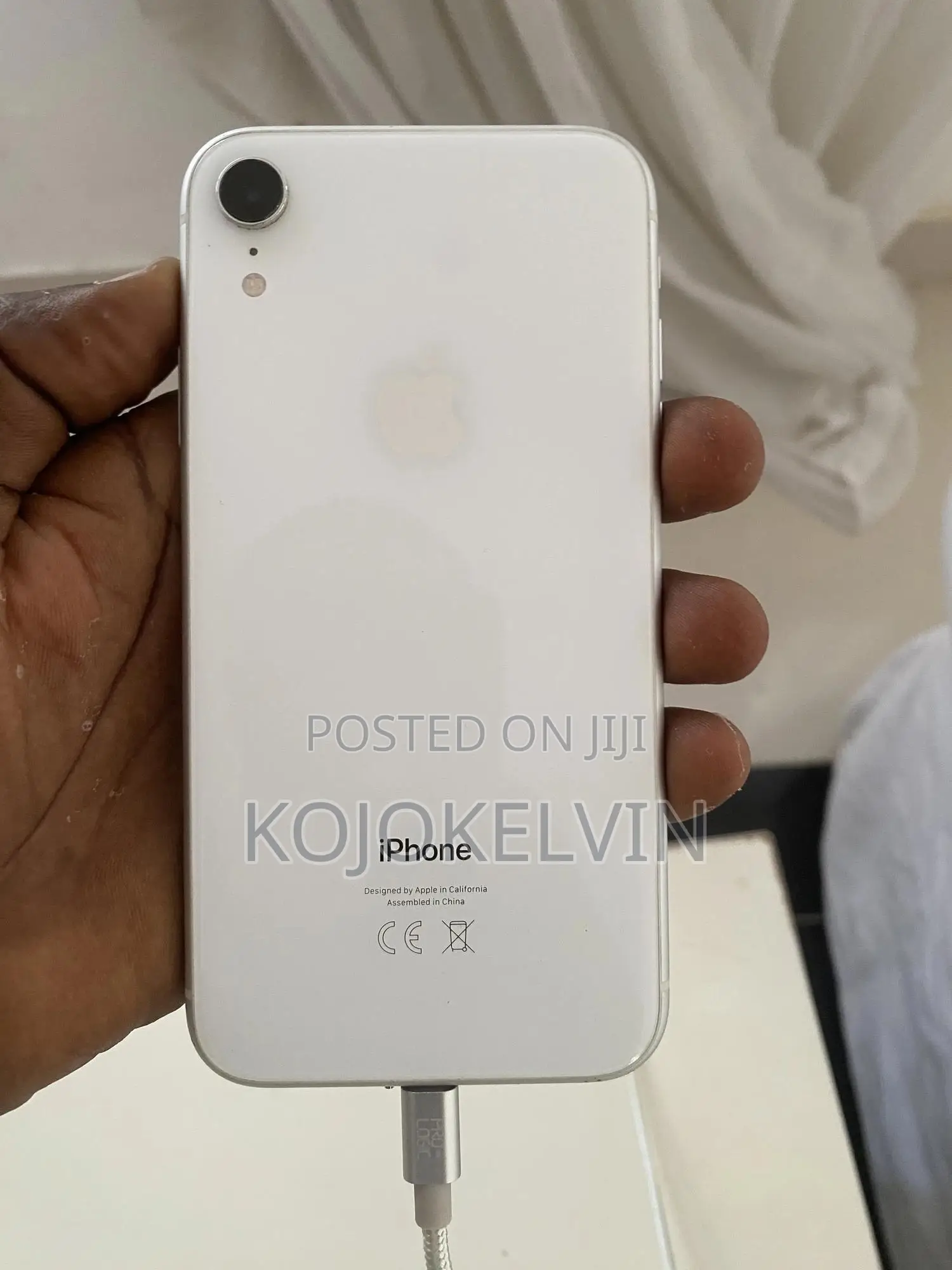 Apple iPhone XR 64 GB White