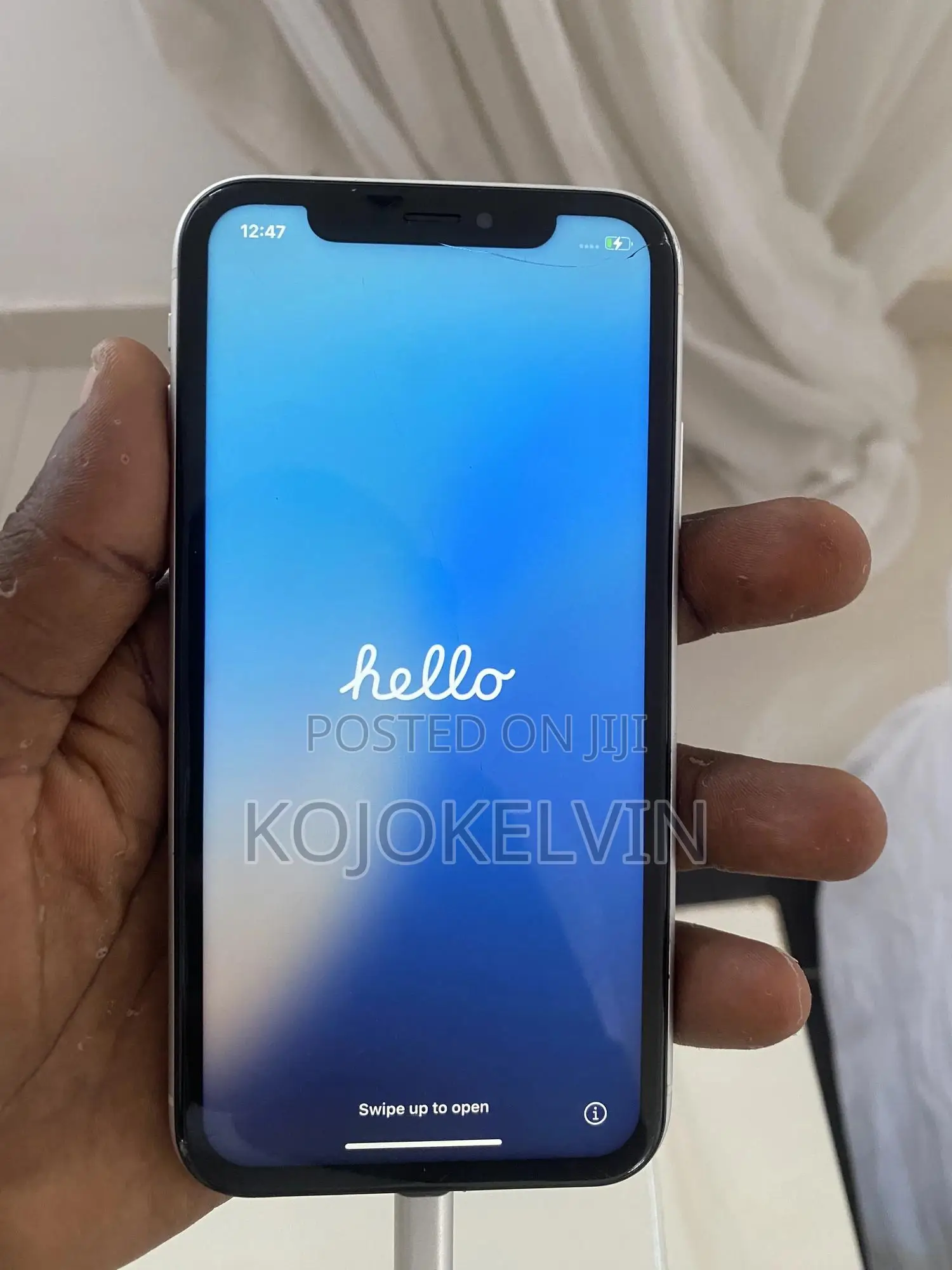 Apple iPhone XR 64 GB White