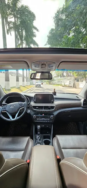 Hyundai Tucson Limited AWD 2019 White