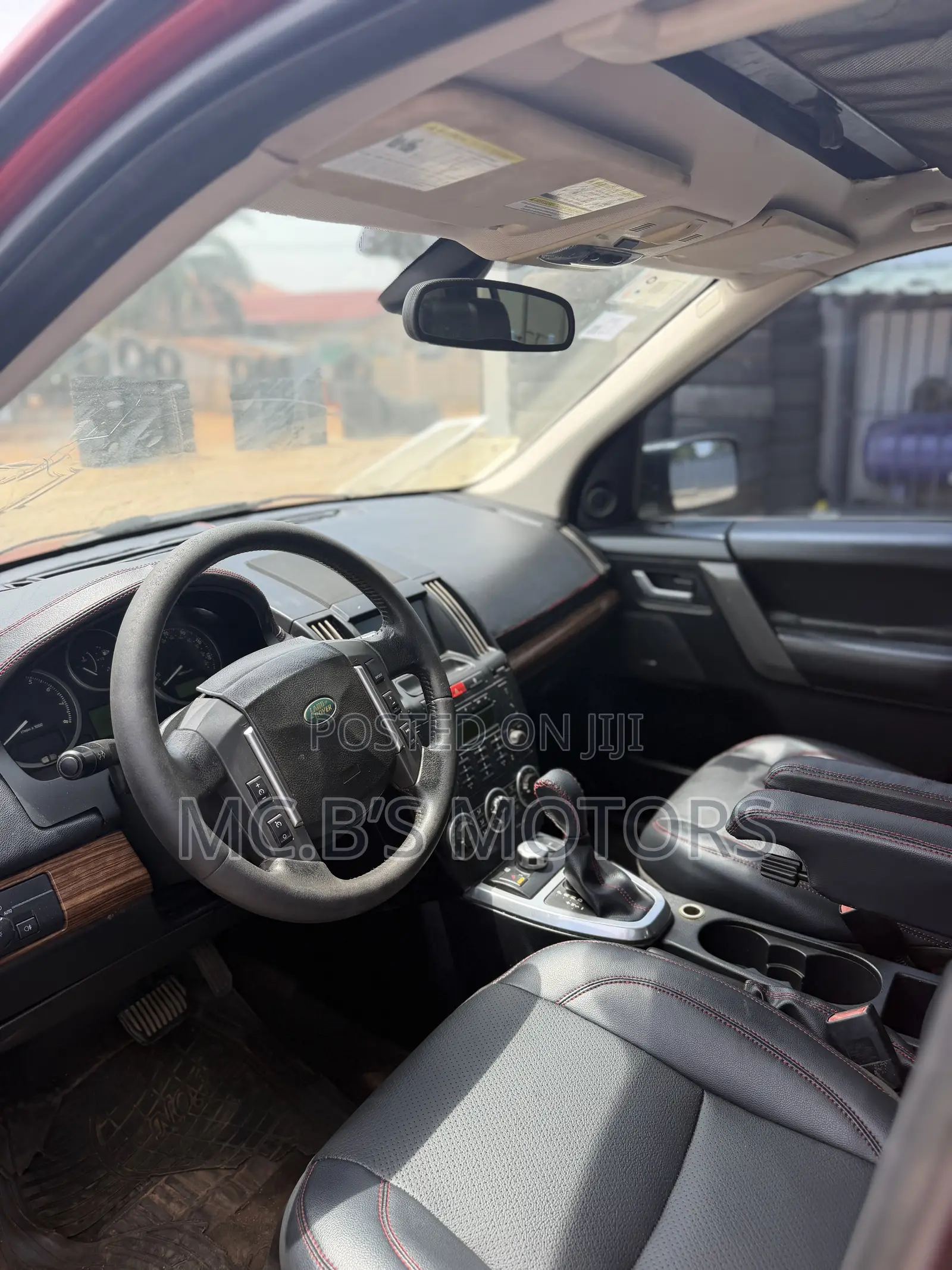 Land Rover Freelander 2012 Red