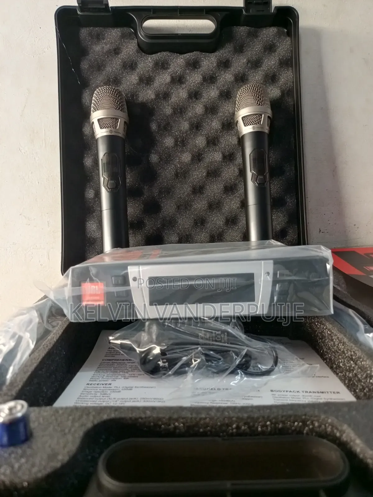 JBL Urx9800