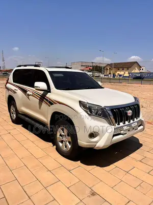 Toyota Land Cruiser Prado 2018 White
