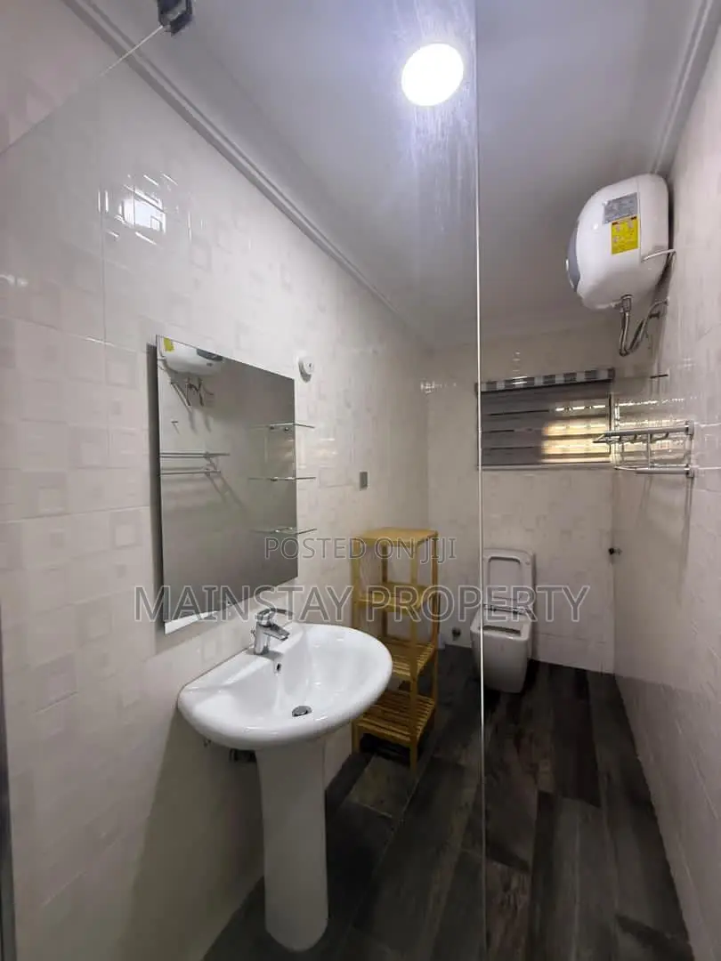 Furnished 5bdrm House in Mainstay Estates, East Legon for sale