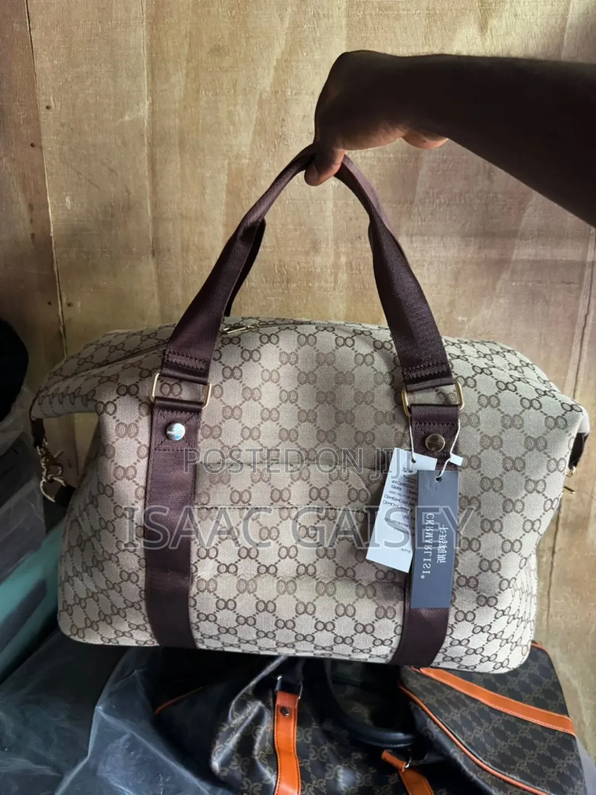 Classy Duffel Leather Bags in Real Pictures