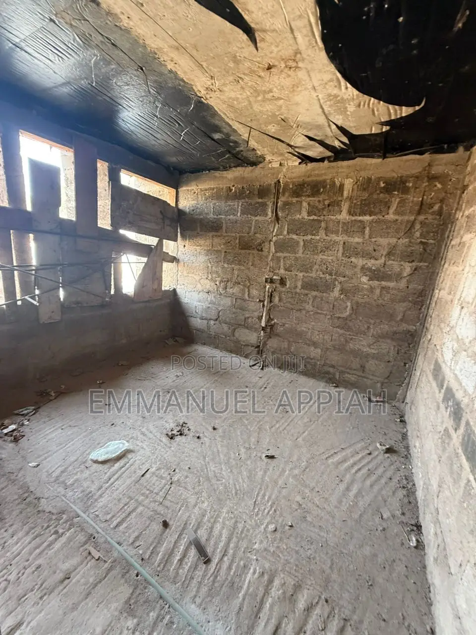20bdrm House in Waija-Choice, Accra Metropolitan for sale