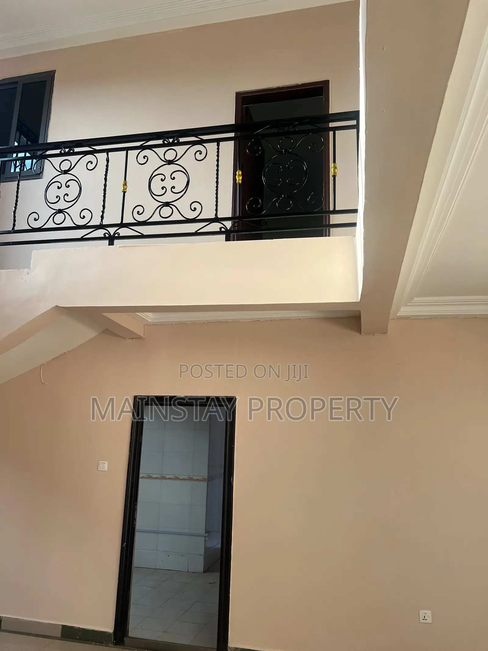 5bdrm House in East Legon for rent
